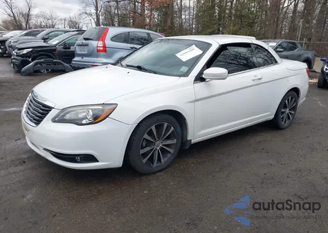 2012 Chrysler 200 S из США, поврежденный, VIN 1C3BCBGG1CN233704